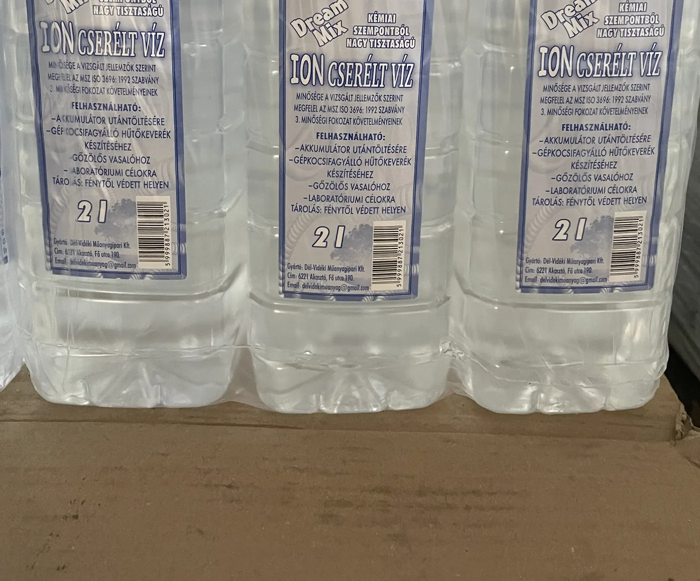 2 literes ioncserélt víz termékfotó